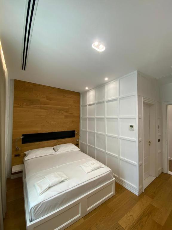 Crown Boutique Hotel Durrës Exterior foto